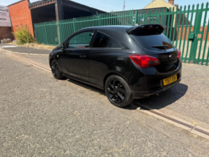 2017 Vauxhall Corsa 1.4i Ecoflex Limited Edition Euro 6 3dr in Black — image 4