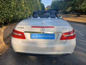 2012 Mercedes-Benz E Class 2.1 E220 Cdi Blueefficiency Sport Cabriolet 2dr Diesel G-Tronic+ Euro 5 (s/s) (170 Ps) in White — image 6