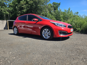2016 Kia Ceed 1.6 Gdi 2 in Red — image 5