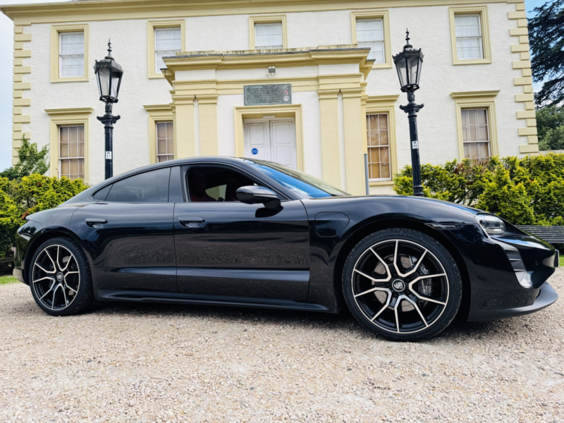 2023 Porsche Taycan Performance Plus 93.4kwh in Black — image 1