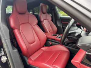 2023 Porsche Taycan Performance Plus 93.4kwh in Black — image 2