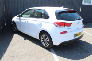 2019 Hyundai I30 1.0 I30 Se Nav 1.0 120ps My19 in White — image 2