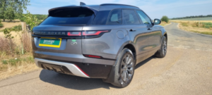 2017 Land Rover Range Rover Velar 2.0 D240 R-Dynamic Se in Grey — image 4