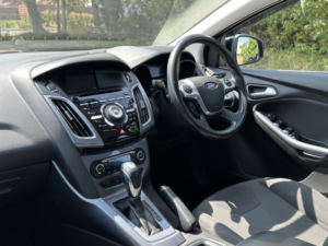2014 Ford Focus 1.6 Titanium Navigator in Black — image 3