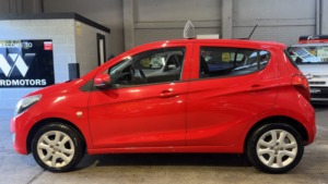 2015 Vauxhall Viva 1.0 I Se Red 5dr 1 Owner From New+low Tax in Red — image 2