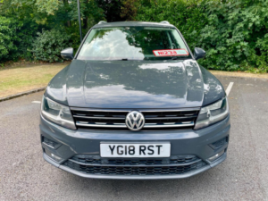 2018 Volkswagen Tiguan 2.0 Tdi Se Navigation DSG 4motion Euro 6 (s/s) 5dr in Grey — image 2