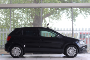 2014 Volkswagen Polo 1.2 Tsi Bluemotion Tech Se DSG Euro 6 (s/s) 5dr in Black — image 2