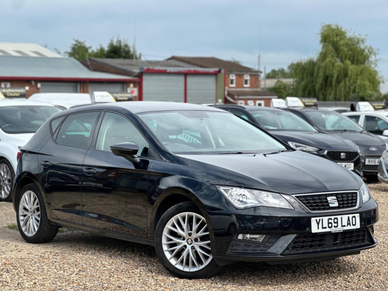 2020 SEAT Leon 1.5 Tsi Evo Se Dynamic Euro 6 (s/s) 5dr in Black — image 1
