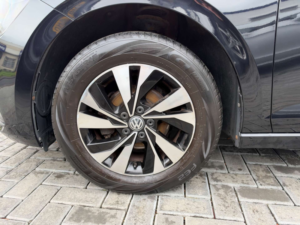2018 Volkswagen Polo 1.0 Polo Se Tsi 5dr in Black — image 4