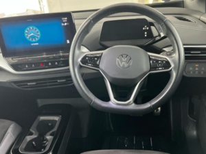 2023 Volkswagen Id.5 Pro 77kwh Style SUV 5dr Electric Auto (174 Ps) in Black — image 5