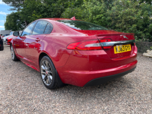 2013 Jaguar Xf 2.2d R-Sport Saloon 4dr Diesel Auto Euro 5 (s/s) (200 Ps) in Red — image 4