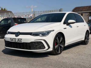 2022 Volkswagen Golf 2.0 Golf Gtd Tdi Semi-Auto 5dr in White — image 3