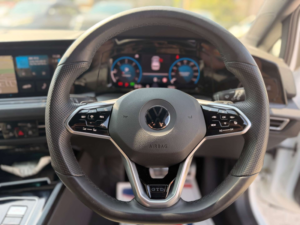 2022 Volkswagen Golf 2.0 Golf Gtd Tdi Semi-Auto 5dr in White — image 5