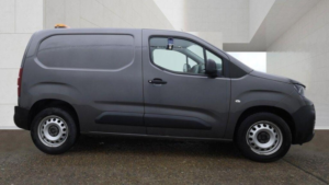 2020 Peugeot Partner 1.5 Bluehdi 1000 Professional Standard Panel Van Swb Euro 6 (s/s) 5dr in Grey — image 6