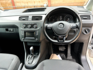 2019 Volkswagen Caddy Maxi Life 5 SEAT Auto Wheelchair Accessible Disabled Access Vehicle Wav in Silver — image 2