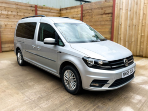 2019 Volkswagen Caddy Maxi Life 5 SEAT Auto Wheelchair Accessible Disabled Access Vehicle Wav in Silver — image 3