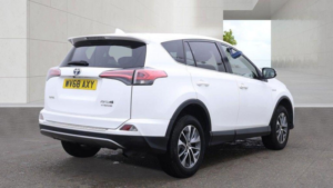 2018 Toyota Rav4 2.5 Vvt-H Icon CVT Euro 6 (s/s) 5dr in White — image 6