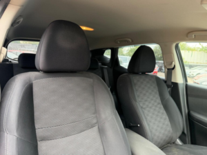 2016 Nissan Qashqai 1.5 Dci Acenta 2WD Euro 6 (s/s) 5dr in Black — image 6
