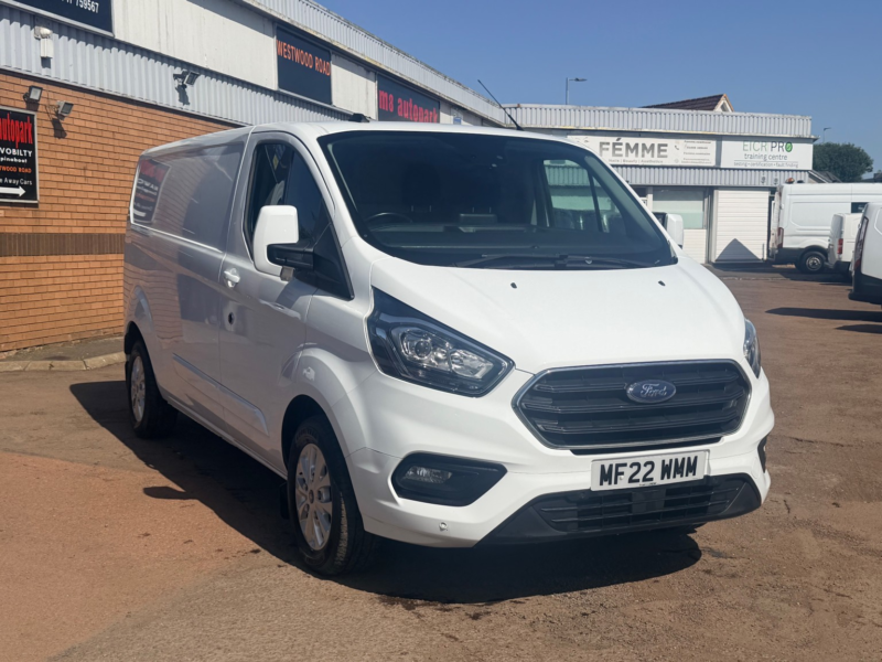 2022 Ford Transit Custom 2.0 Transit Custom Limited Van 300 L2 2.0l Ecoblue 130ps Fwd 6 Speed Manual in White — image 1