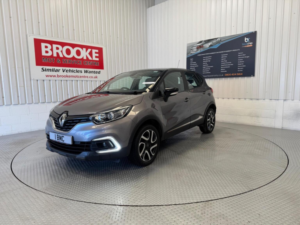 2017 Renault Captur 0.9 Tce Energy Dynamique Nav Euro 6 (s/s) 5dr in Grey — image 2