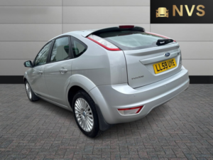 2009 Ford Focus 1.8 Titanium in Silver — image 5