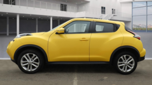 2015 Nissan Juke 1.2 Dig-T Acenta Premium SUV 5dr Petrol Manual Euro 6 (s/s) (115 Ps) in Yellow — image 6
