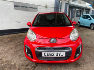 2012 Citroen C1 1.0 I Vtr+ in Red — image 2