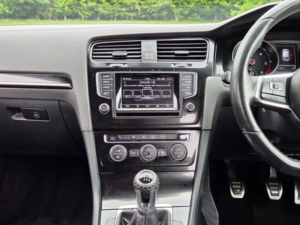 2015 Volkswagen Golf 2.0 Tdi Bluemotion Tech Gtd Euro 6 (s/s) 5dr in Black — image 2