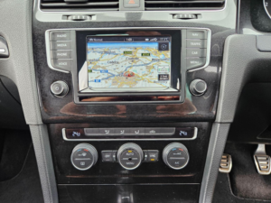 2015 Volkswagen Golf 2.0 Tdi Bluemotion Tech Gtd Euro 6 (s/s) 5dr in Black — image 3