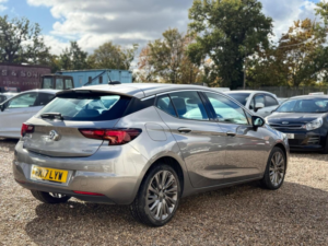 2017 Vauxhall Astra 1.4i Turbo Sri Euro 6 5dr in Grey — image 6
