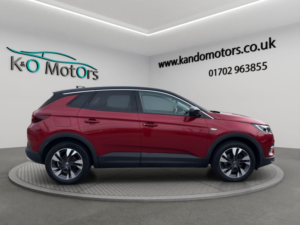 2020 Vauxhall Grandland X 1.2 Turbo Sri Nav Auto Euro 6 (s/s) 5dr in Red — image 3