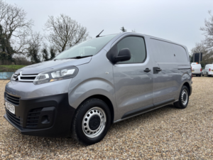 2022 Citroen Dispatch 1.5 Bluehdi 1000 Enterprise Pro M in Grey — image 3