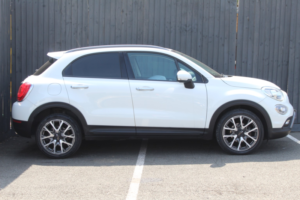 2015 Fiat 500x 1.6 500x Off-Road Look 1.6 Multijet 120hp Cross Plus in White — image 4