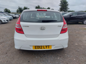 2012 Hyundai I30 1.4 Comfort in White — image 6