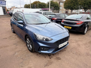 2019 Ford Focus 1.5 Ecoblue St-Line in Blue — image 4