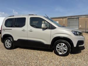 2020 Peugeot Rifter Wheelchair Accessible Vehicle Wav 1.5 Bluehdi Allure in Beige — image 2