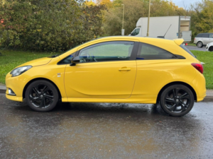 2017 Vauxhall Corsa 1.4i Ecoflex Limited Edition Euro 6 3dr in Yellow — image 5