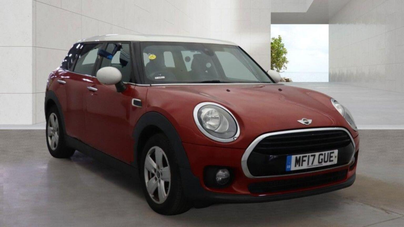 2017 MINI Clubman 1.5 Cooper Auto Euro 6 (s/s) 6dr in Red — image 1