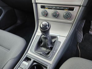 2016 Volkswagen Golf 1.6 Tdi Bluemotion Tech Match Edition Euro 6 (s/s) 5dr in Grey — image 3
