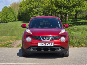 2013 Nissan Juke 1.6 Acenta Premium Euro 5 (s/s) 5dr in Red — image 2