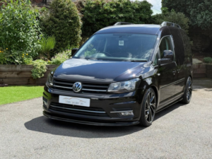 2018 Volkswagen Caddy 2.0 Tdi C20 Bluemotion Tech Highline DSG in Black — image 3