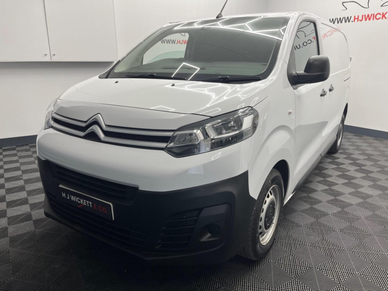 2023 Citroen Dispatch 1.5 Bluehdi 1000 Enterprise Edition M Fwd 2 Euro 6 (s/s) 6dr in White — image 1