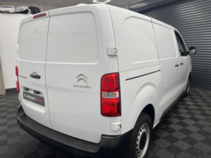 2023 Citroen Dispatch 1.5 Bluehdi 1000 Enterprise Edition M Fwd 2 Euro 6 (s/s) 6dr in White — image 3