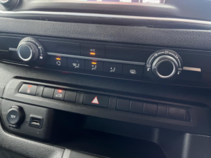 2023 Citroen Dispatch 1.5 Bluehdi 1000 Enterprise Edition M Fwd 2 Euro 6 (s/s) 6dr in White — image 4