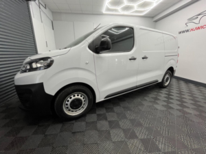 2023 Citroen Dispatch 1.5 Bluehdi 1000 Enterprise Edition M Fwd 2 Euro 6 (s/s) 6dr in White — image 5