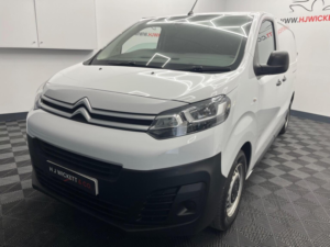 2023 Citroen Dispatch 1.5 Bluehdi 1000 Enterprise Edition M Fwd 2 Euro 6 (s/s) 6dr in White — image 6