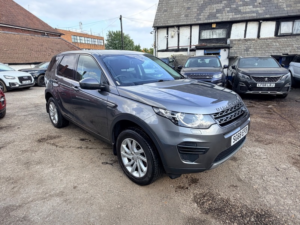2018 Land Rover Discovery Sport Td4 Se in Grey — image 4