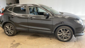 2016 Nissan Qashqai 1.5 Dci Tekna 2WD Euro 6 (s/s) 5dr in Black — image 3