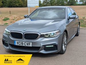 2019 BMW 5 Series 520d Xdrive M Sport in Blue — image 4