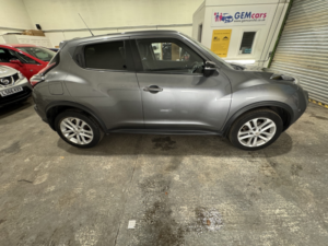 2016 Nissan Juke 1.2 Dig-T Acenta Premium in Grey — image 4